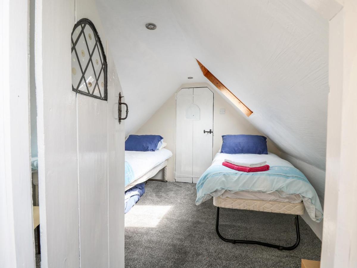 Вилла The Hen Pen Llanfyrnach Экстерьер фото